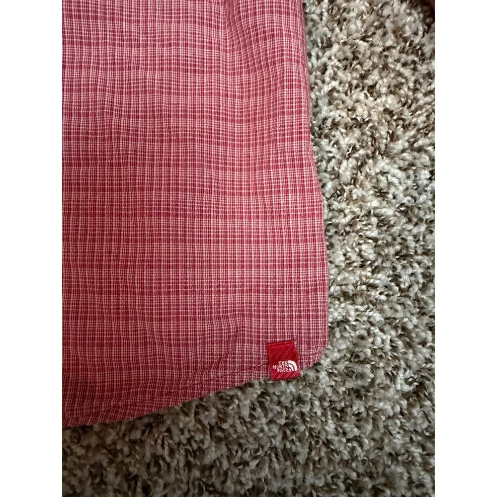 The North Face Mens Plaid Button Down Shirt Red & White Size Large